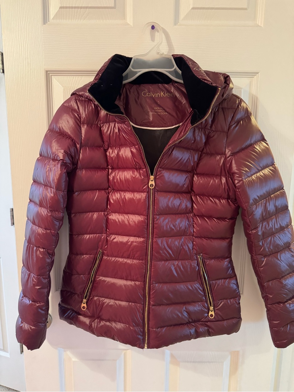 Calvin Klein Shiny Quilted Puffer Jacket - Wine